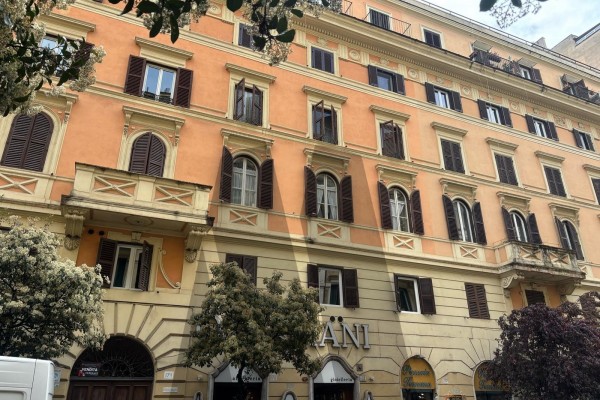 Via Alessandria Bilocale IV piano